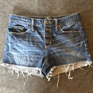 Universal Thread Jean shorts Size 2/26R